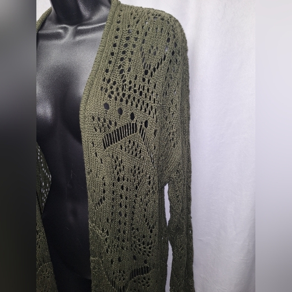 Umgee M/L  knitted cardigan - Picture 3 of 5